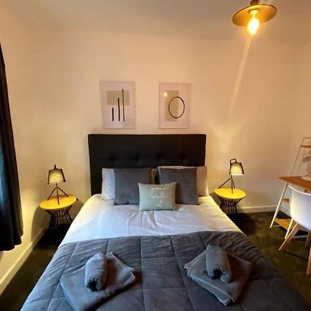 New Boutique 3 Bedroom Apartment In Χάμιλτον Εξωτερικό φωτογραφία