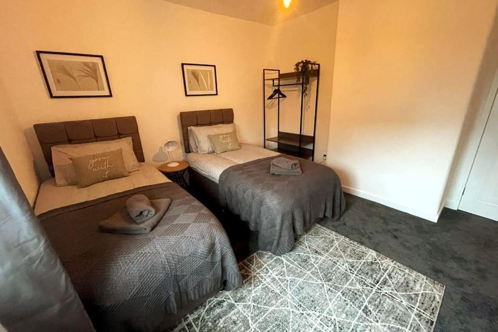 New Boutique 3 Bedroom Apartment In Χάμιλτον Εξωτερικό φωτογραφία